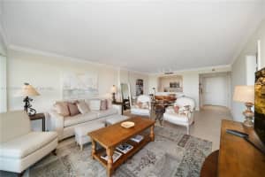 155 Ocean Ln Dr APT 702, Key Biscayne, FL 33149, Sold 06/03/24