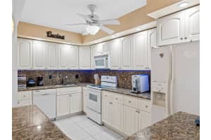 1801 S Ocean Dr APT 606, Hollywood, FL 33019, Sold 01/21/25