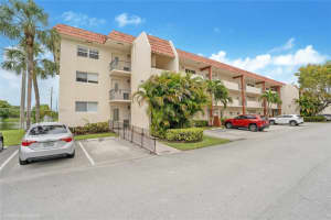 8971 S Hollybrook Blvd APT 310, Pembroke Pines, FL 33025, Sold 07/22/24