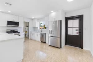 9000 SW 18th Terrace, Miami, FL 33165, Sold 11/01/24