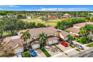 8952 NW 53rd St, Sunrise, FL 33351, Sold 05/08/24