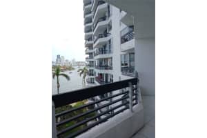 19195 NE 36th Pl #607, Aventura, FL 33180, Sold 05/28/24