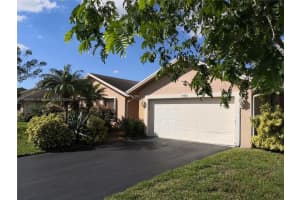 9461 NW 16th St, Plantation, FL 33322, Sold 10/15/24