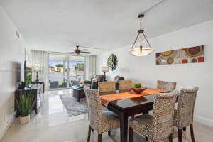 9423 S Hollybrook Lake Dr APT 110, Pembroke Pines, FL 33025, Sold 04/23/24