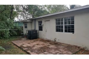 721 SW 5th Ct, Hallandale Beach, FL 33009, Sold 03/28/25