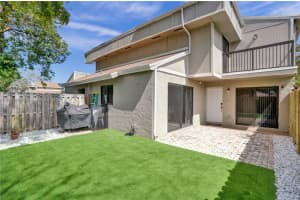 622 Commodore Dr, Plantation, FL 33325, Sold 05/16/24