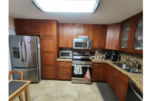 1750 NE 191st St Apt 511-2, Miami, FL 33179, Sold 02/21/25