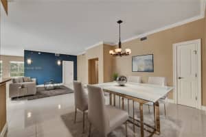 16100 Emerald Estates Dr APT 297, Weston, FL 33331, Sold 05/29/24