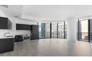 45 SW 9th St Apt 4401, Miami, FL 33130, Sold 05/01/25