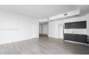 45 SW 9th St Apt 4401, Miami, FL 33130, Sold 05/01/25
