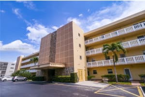 1025 SE 3rd Ave APT 107, Dania Beach, FL 33004, Sold 09/19/24