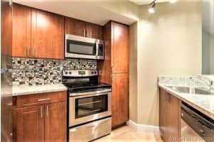 12840 Vista Isles Dr APT 627, Plantation, FL 33325, Sold 06/04/24