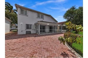 5422 NW 110th Ave, Doral, FL 33178, Sold 10/21/24