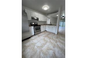 8245 NW 191st St 2 b, Hialeah, FL 33015, Sold 06/12/24