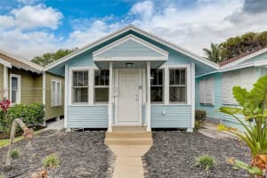 321 S K St, Lake Worth Beach, FL 33460, Sold 11/18/24