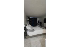 8233 Harding Ave APT 304, Miami Beach, FL 33141, Sold 06/21/24