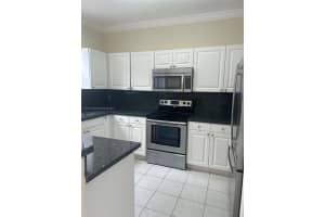 11472 NW 43rd Terrace, Doral, FL 33178, Sold 05/02/24