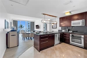 4391 Collins Ave, Miami Beach, FL 33140, Sold 05/02/24