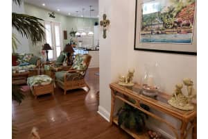 695 SE 29th Dr, Homestead, FL 33033, Sold 10/08/24