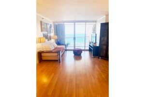 6767 Collins Ave APT 1701, Miami Beach, FL 33141, Sold 07/10/24