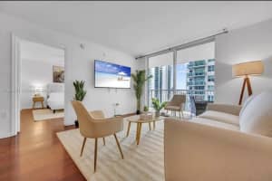 1200 Brickell Bay Dr APT 1705, Miami, FL 33131, Sold 06/17/24