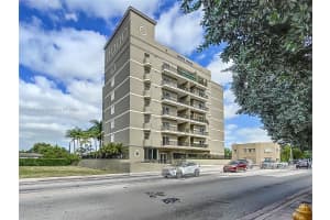 120 Douglas Rd APT 302, Coral Gables, FL 33134, Sold 02/24/25