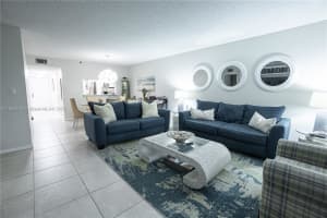 7050 NW 44th St APT 104, Lauderhill, FL 33319, Sold 11/20/24