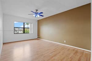 8290 Lake Dr APT 307, Doral, FL 33166, Sold 07/01/24