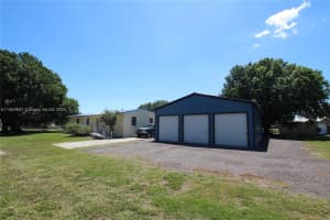 1030 Cypress St, Okeechobee, FL 34974, Sold 06/10/24