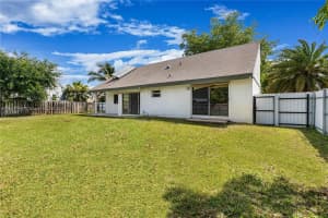 2910 Buttonwood Ave, Miramar, FL 33025, Sold 05/21/24