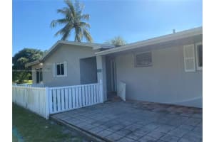 625 SW 44th Ave, Plantation, FL 33317, Sold 07/08/24