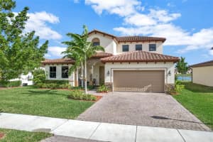 2567 SE 2nd St, Homestead, FL 33033, Sold 06/13/24