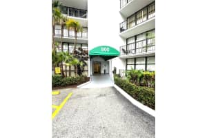 800 Parkview Dr APT 519, Hallandale Beach, FL 33009, Sold 05/10/24