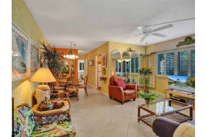 700 Antioch Ave APT 10, Fort Lauderdale, FL 33304, Sold 02/27/25