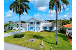 1251 NW 207th St, Miami, FL 33169, Sold 07/16/24