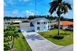 1251 NW 207th St, Miami, FL 33169, Sold 07/16/24