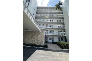 3199 S Ocean Dr APT 207, Hallandale Beach, FL 33009, Sold 06/22/24