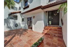 1201 SW 124th Ct 1 b, Miami, FL 33184, Sold 05/23/24