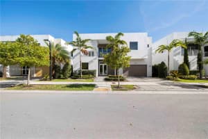 10098 NW 74th Terrace, Doral, FL 33178, Sold 09/04/24