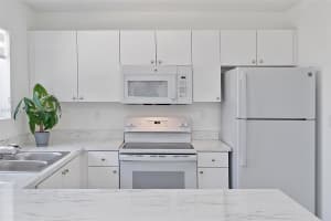 18 SW 3rd Ct, Florida City, FL 33034, Sold 05/22/24