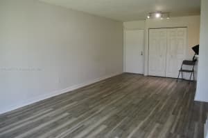 310 Fontainebleau Blvd APT 104, Miami, FL 33172, Sold 05/24/24