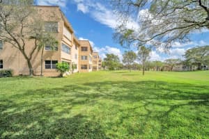 9310 Sunrise Lakes Blvd APT 110, Sunrise, FL 33322, Sold 10/28/24