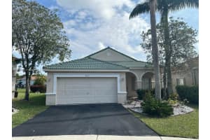4010 Palm Pl, Weston, FL 33331, Sold 05/21/24