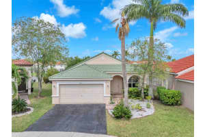 4010 Palm Pl, Weston, FL 33331, Sold 05/21/24