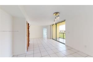 11790 SW 18th St Apt 528-3, Miami, FL 33175, Sold 10/01/24