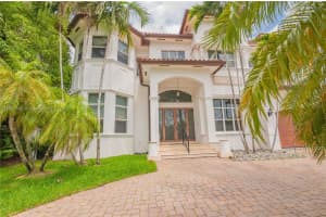 3401 NE 170th St, North Miami Beach, FL 33160, Sold 05/15/25