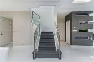 10310 NW 68th St, Doral, FL 33178, Sold 07/05/24