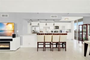 19355 Turnberry Way #22d, Miami, FL 33180, Sold 12/03/24