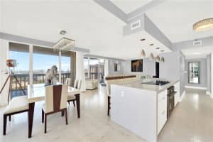 19355 Turnberry Way #22d, Miami, FL 33180, Sold 12/03/24