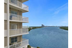 300 Bayview Dr APT 906, Sunny Isles Beach, FL 33160, - MLS#A11565903